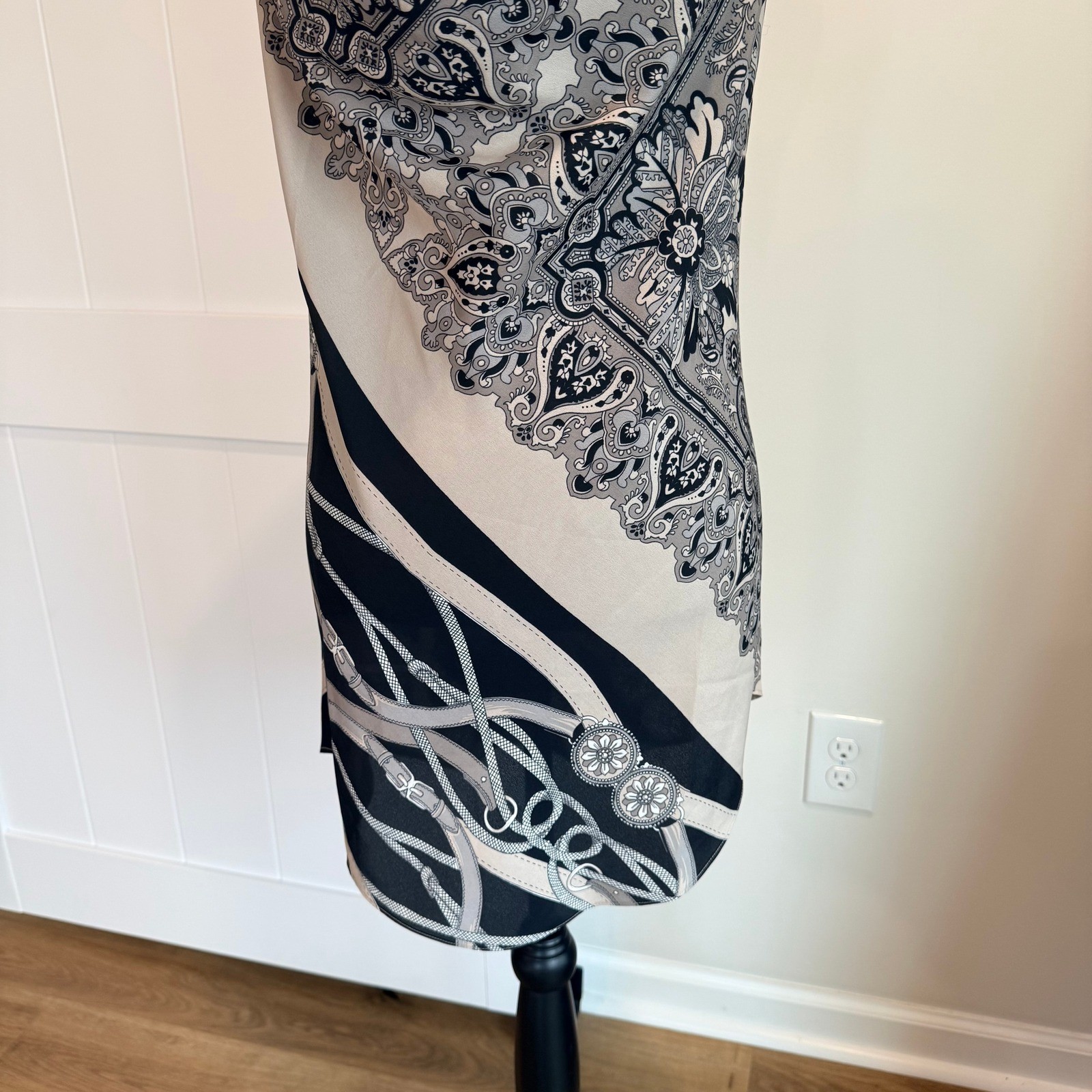 Soft Surroundings Black Cream Paisley Equestrian Cowl Tunic Size Small