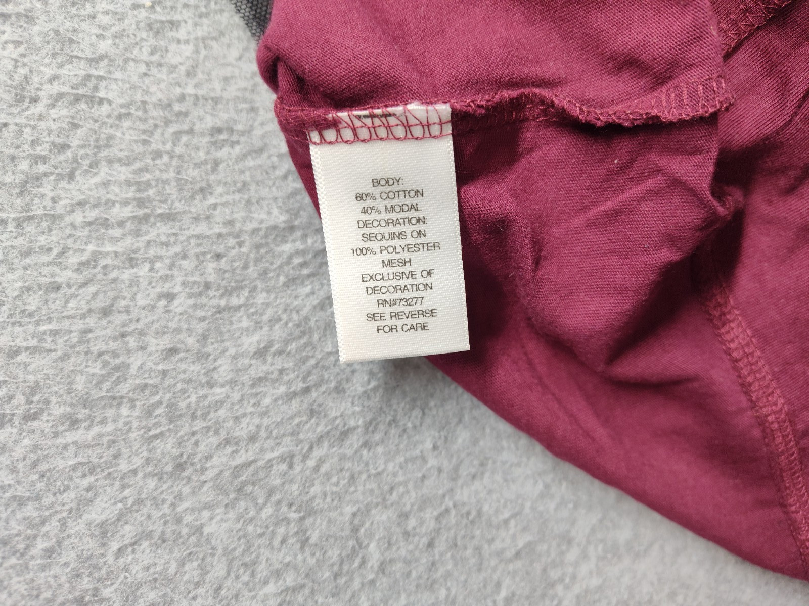 Simply Vera Vera Wang Women Tank Top XS Red Sequin Crew Neck Pullover Comfort