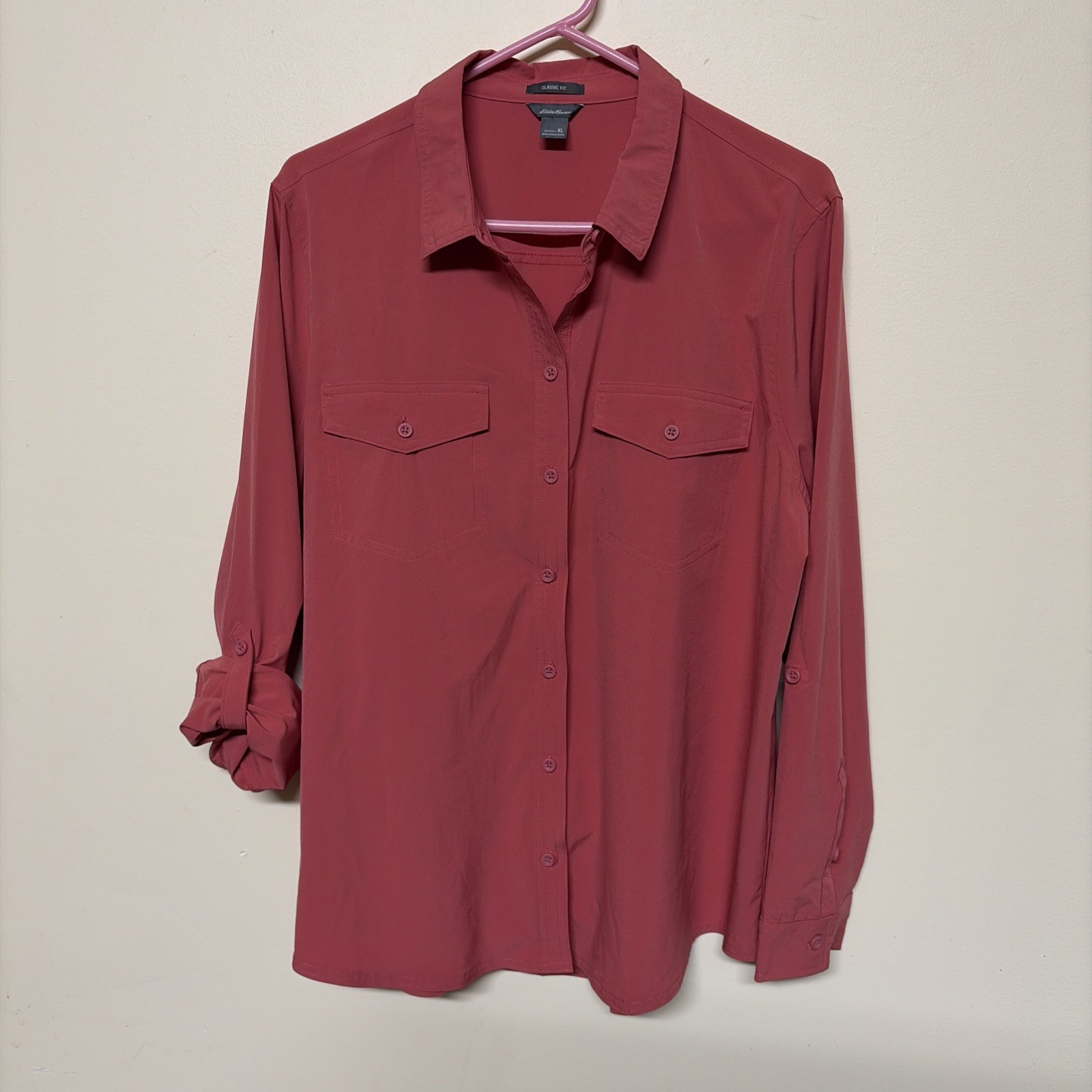 Eddie Bauer Shirt XL Classic Fit Roll Tab Button Front Pockets Hiking Outdoors
