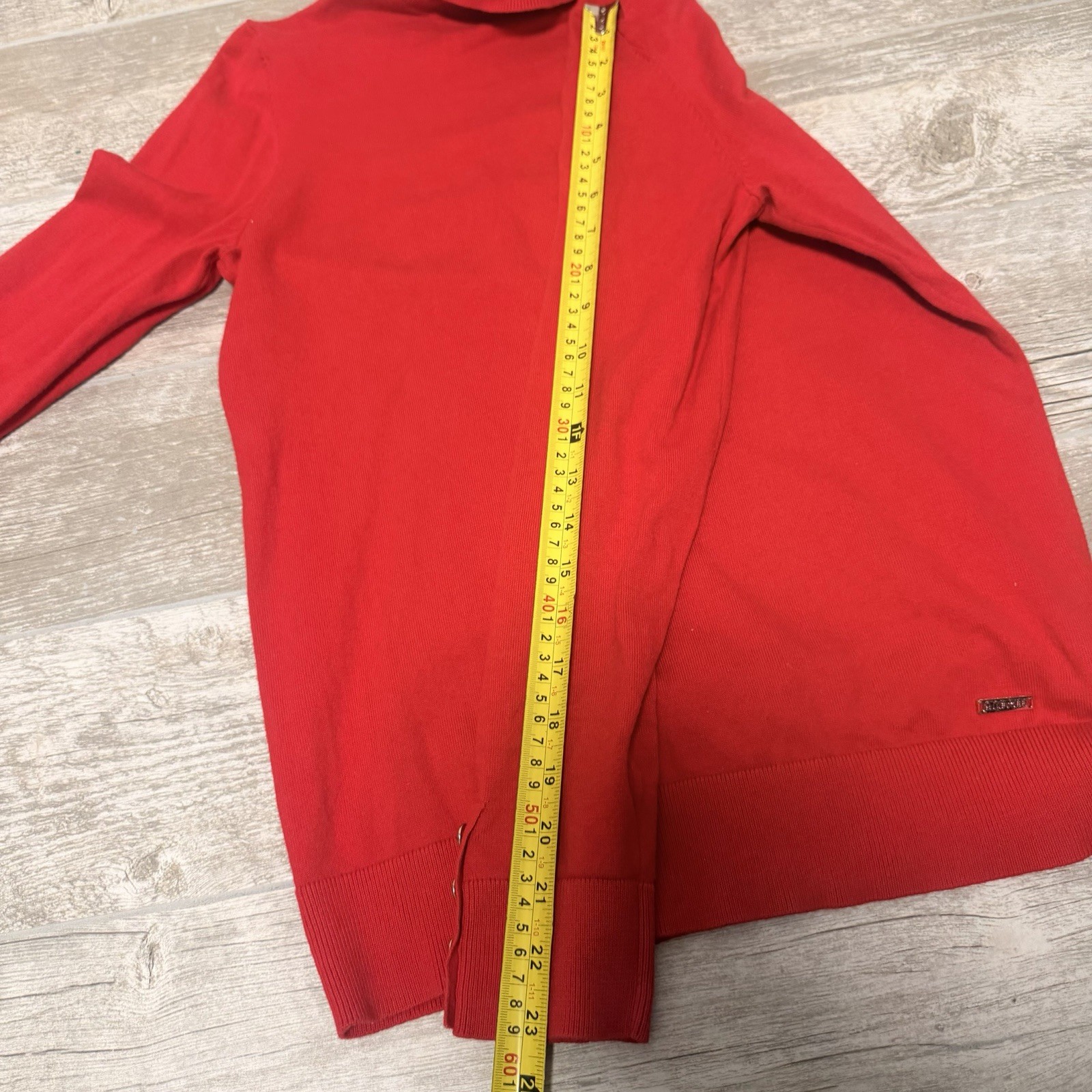 Women’s Tommy Hilfinger Red Turtleneck Size Medium Made In Cambodia