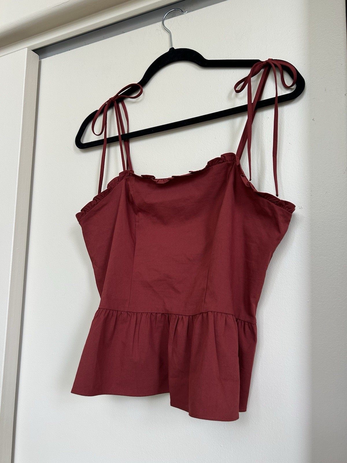 NWT Express Deep Red Solid Square Neck Spaghetti Strap Peplum Cami Tank Top, M