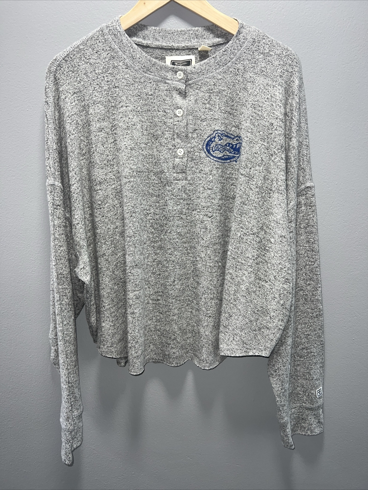 FLORIDA GATOR CROP TOP LIGHT SWEATER By Tailgate Gray Color Size XL 204