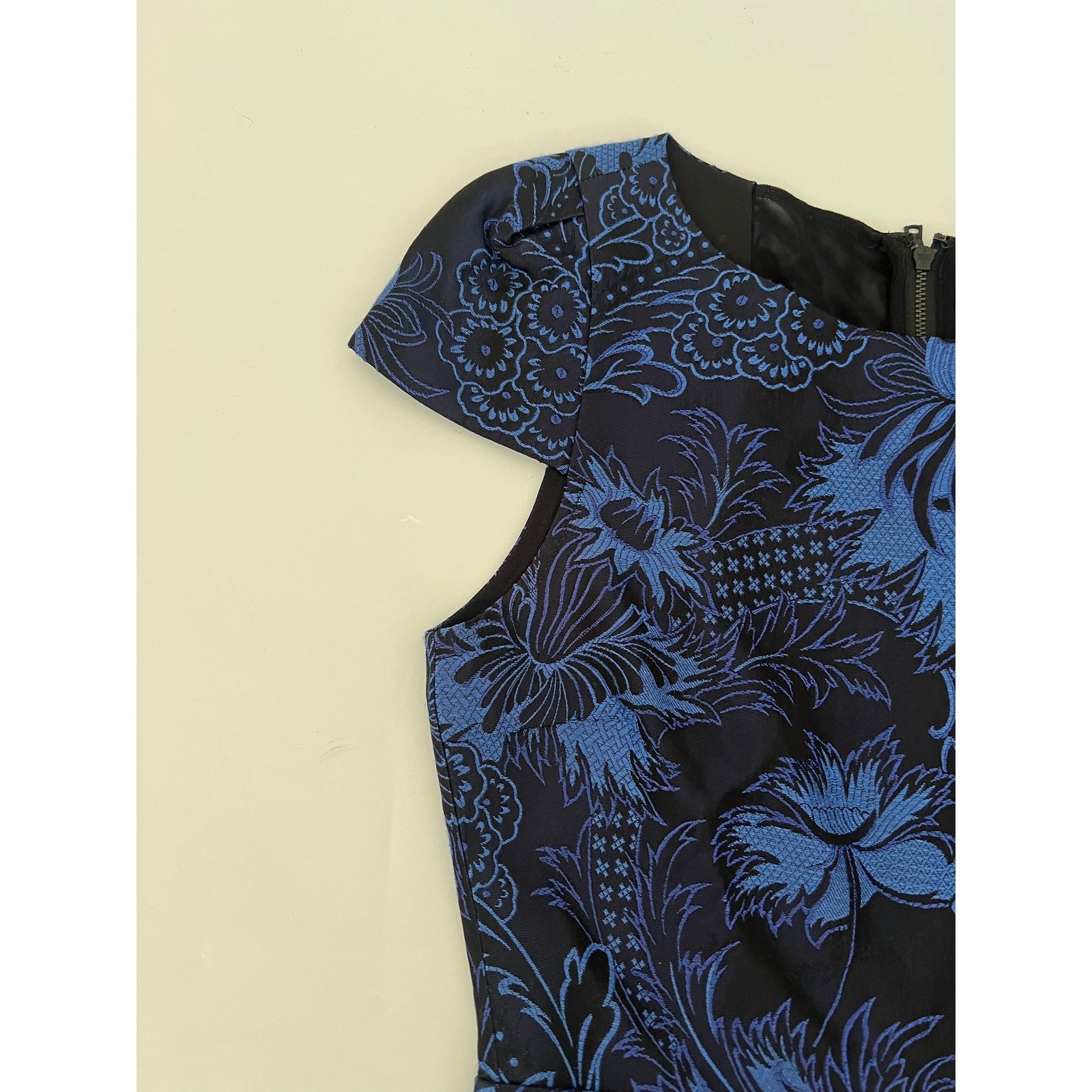 READ Alice + Olivia Blue Bateau Neckline Short Sleeve Blouse Size XS/S