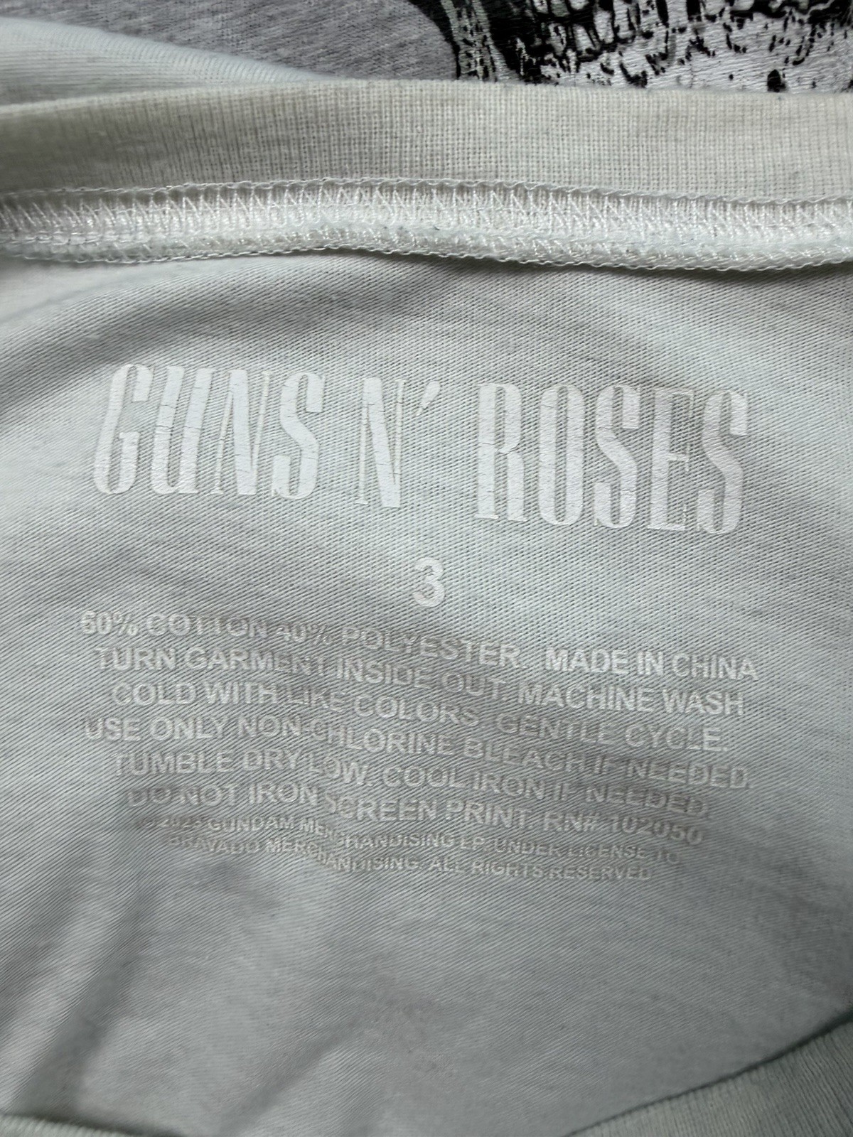 Guns N’ Roses White Graphic T-Shirt Skulls & Roses Band Tee Size 3 Rock & Pop