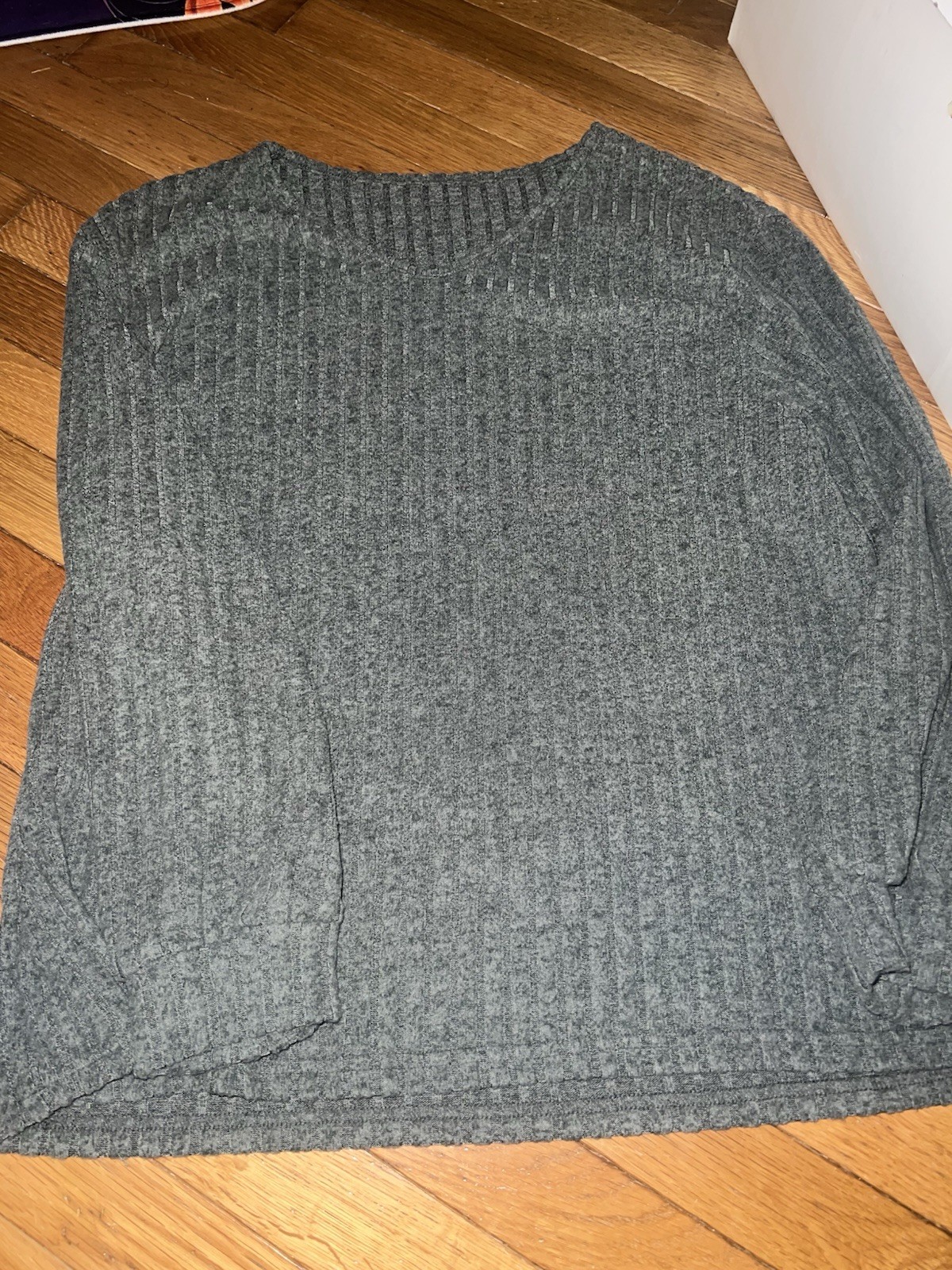 Women’s Long Sleeve Misc. Tops, Sz XL & 2XL, Blouse, Hooded Sweatshirt, Lot Of 6