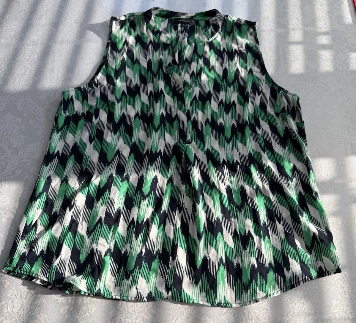 The Limited XL Sleeveless Blouse Green Abstract Print Button Front Career Top