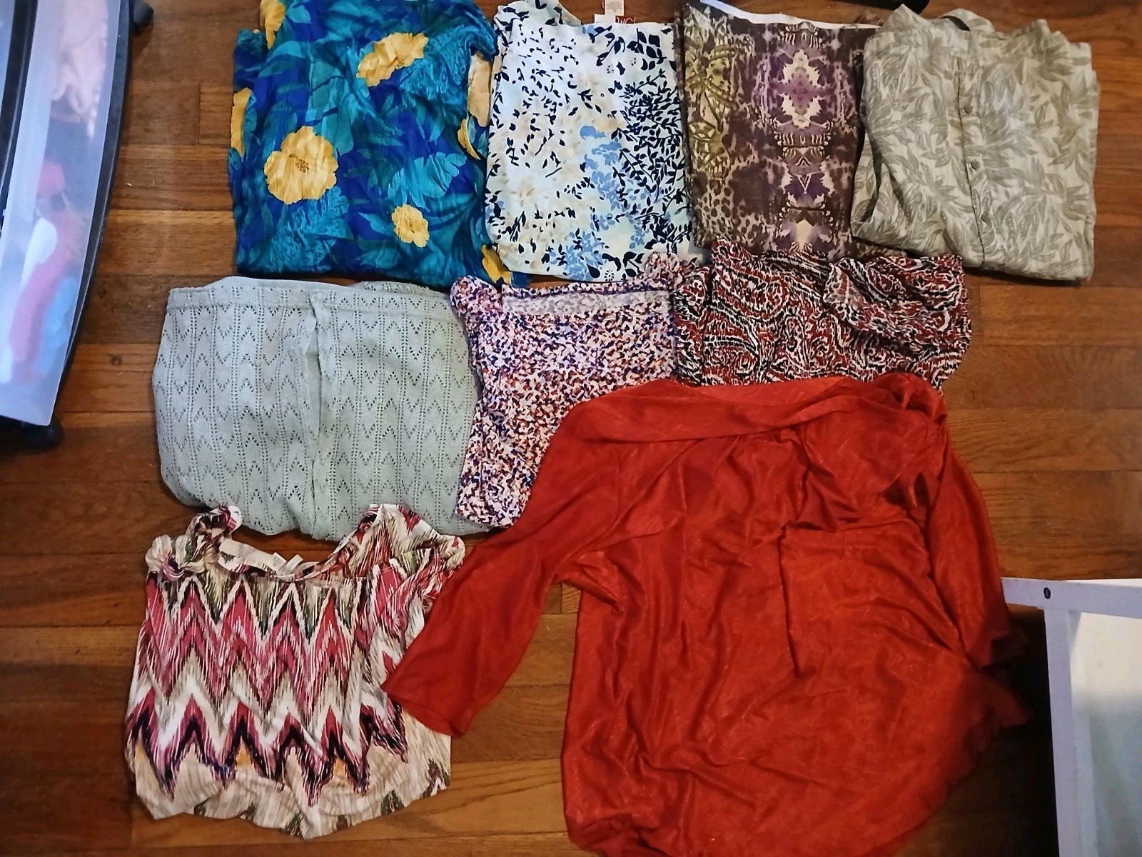 Lot Of 9 Women’s Short Sleeve Shirts Mixed Brands/Patterns Size XL 1 Sleeveless
