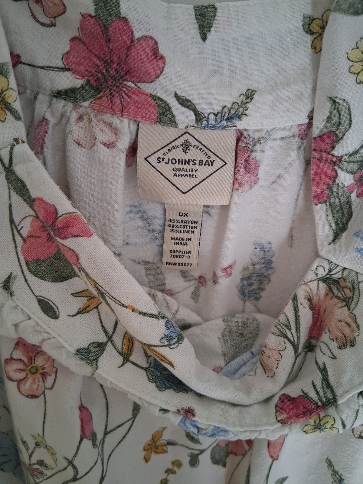 St Johns Bay Floral Top, Sz 0x, 45% Rayon, 40% Cotton, 25% Linen