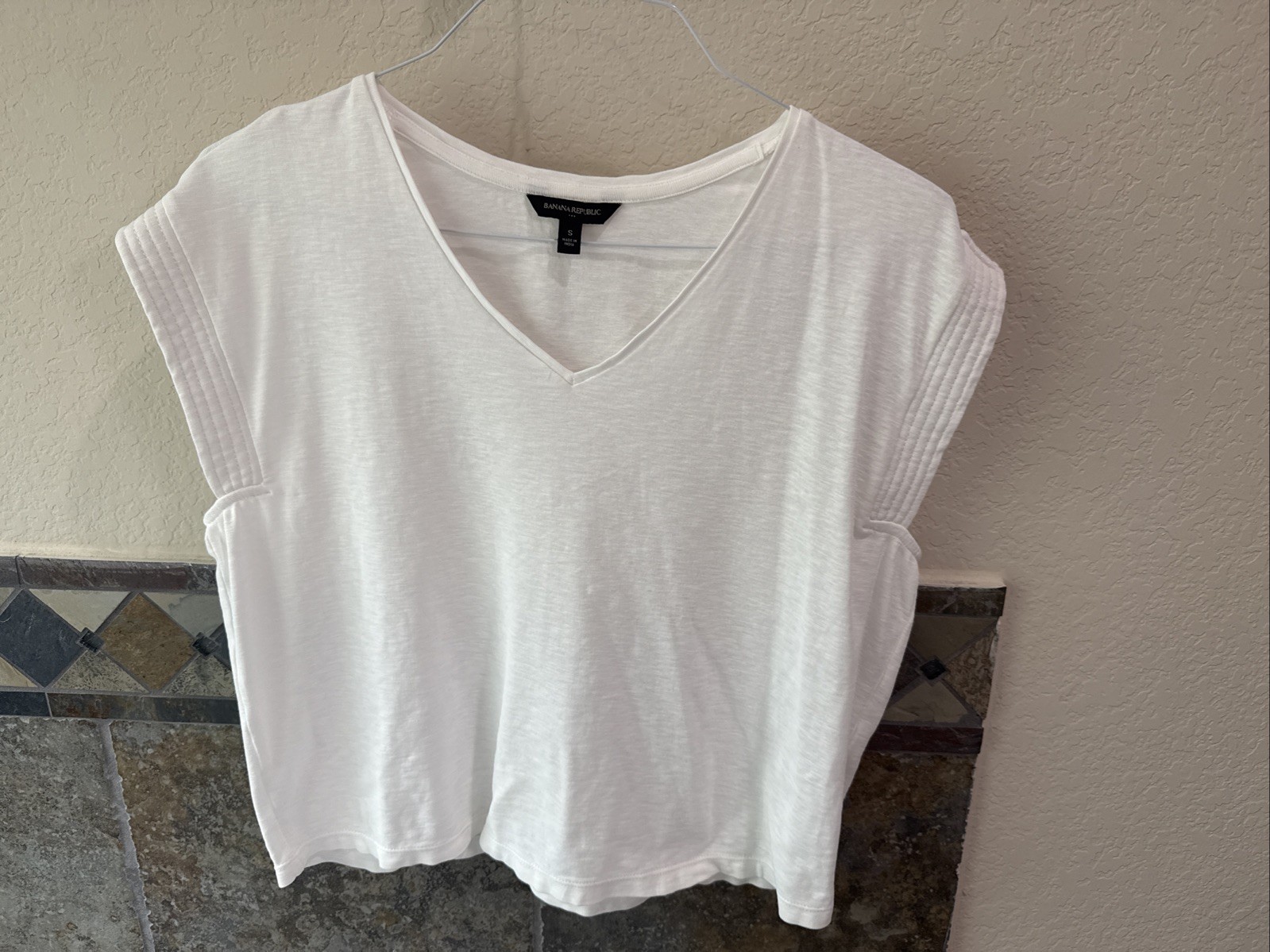 Banana Republic Women’s Short Sleeve Blouse Small Causal White