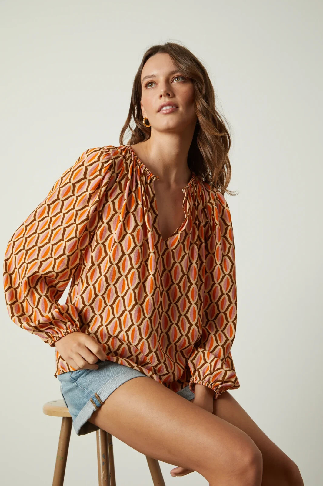VELVET By Graham & Spencer Laura Printed Boho Top Blue M $189 F5