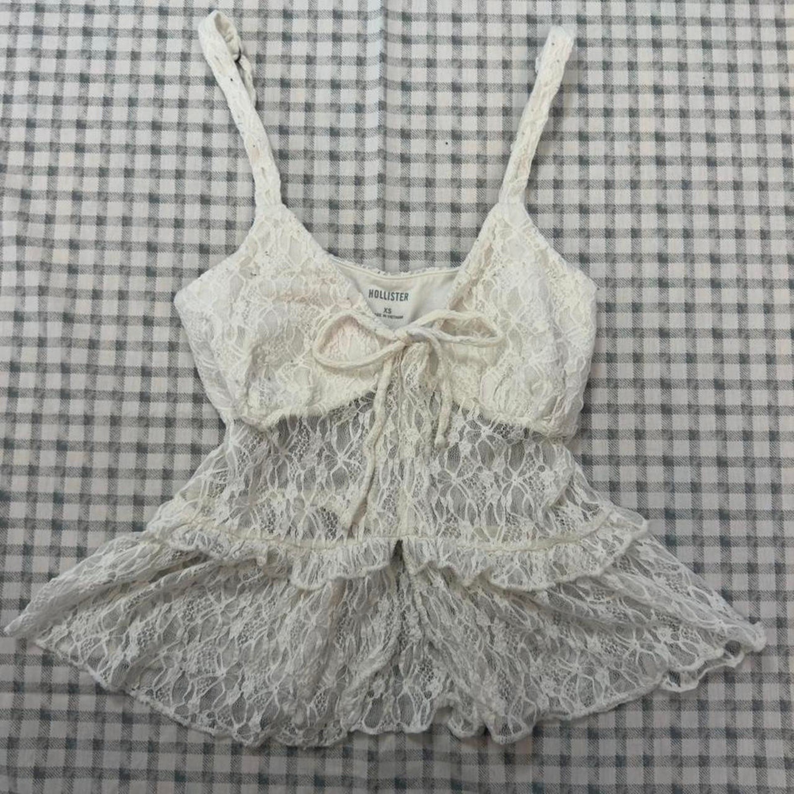Hollister white lace cami top with adjustable straps