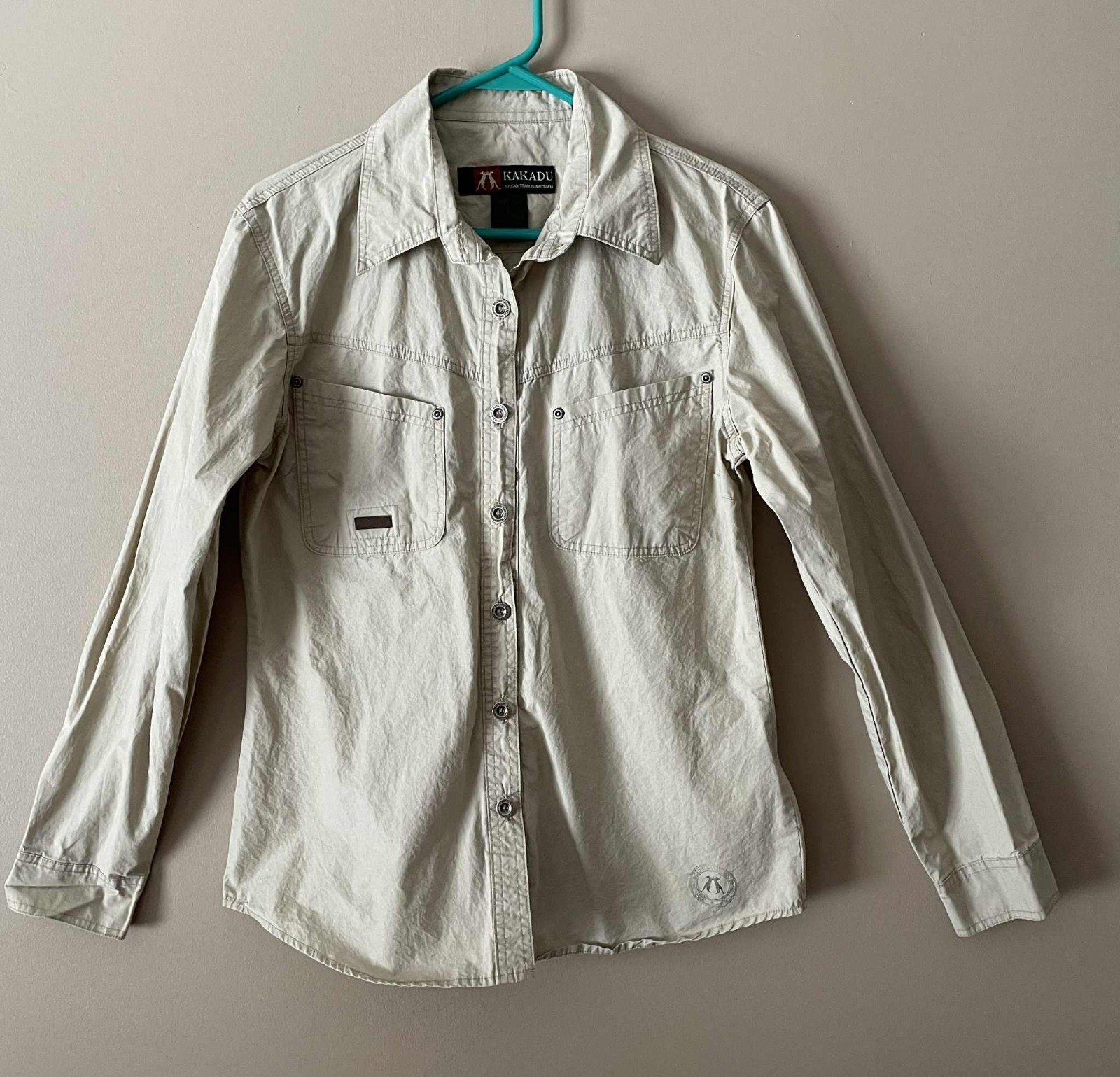 Kakadu Traders Australia Button Up Tan Khaki Cotton Shirt w/ Pockets Women Sz LG