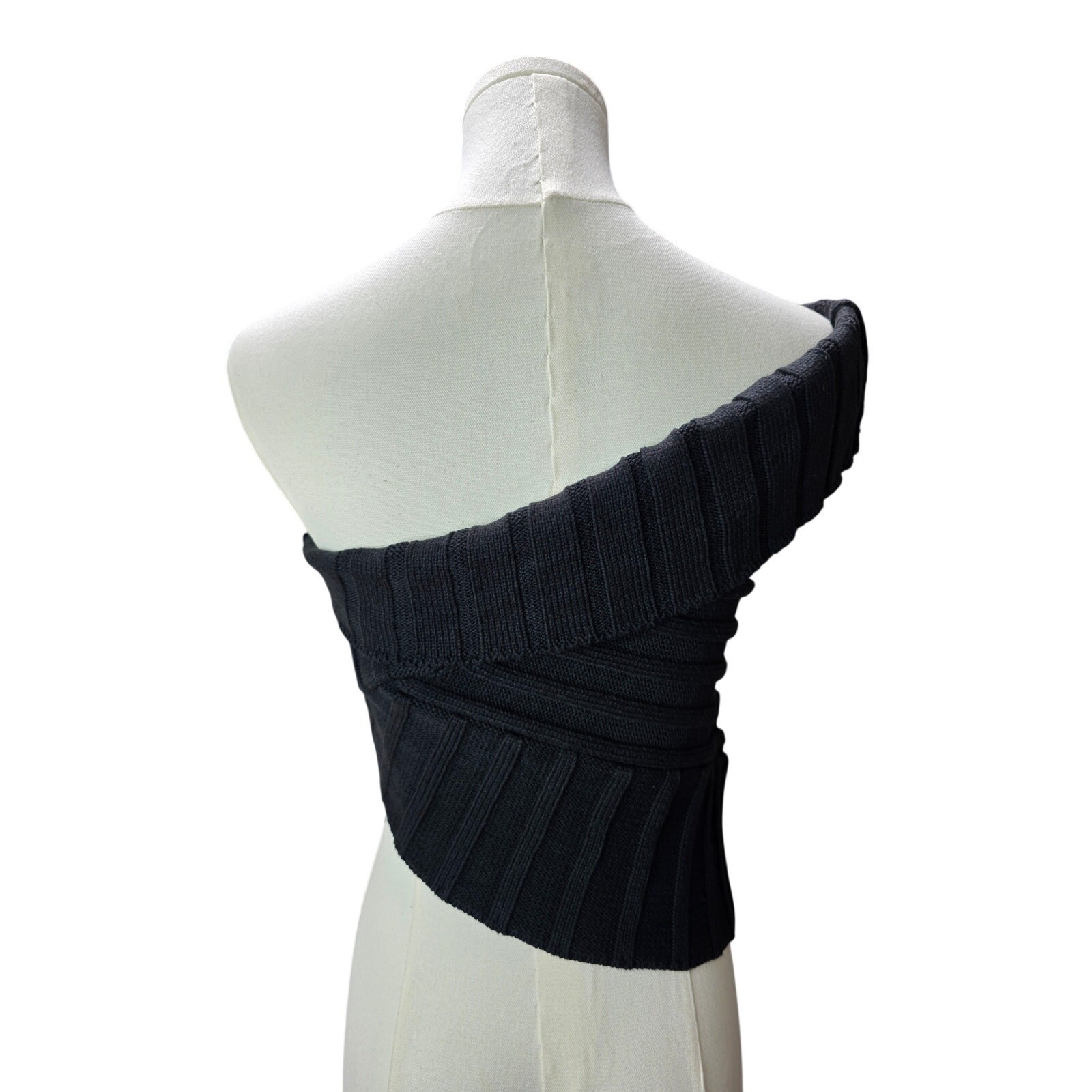 NWT GYPSY AND GOLD One-Shoulder Sweater-Knit V-Hem Top