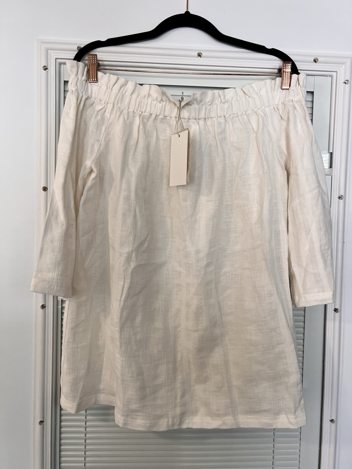 Moon River Tunic Size S Off Shoulder Square Neck Ivory Boho NWT