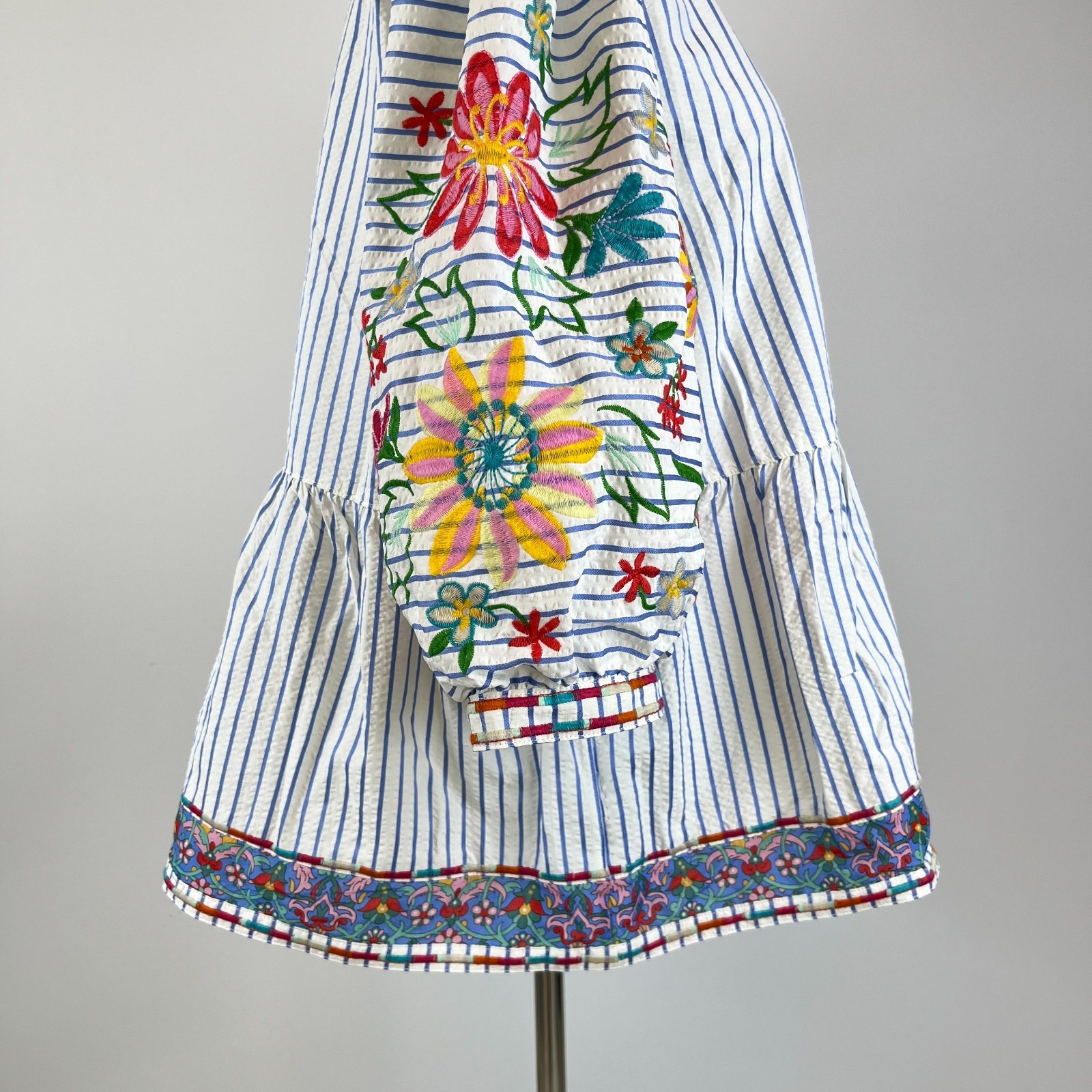 NWOT John Mark Embroidered Floral Stripe 3/4 Sleeves Top Blouse Shirt Size L