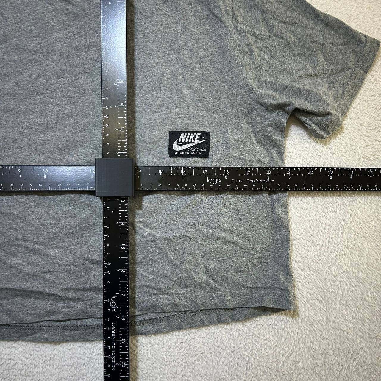 Nike Sportswear Women’s Small Gray Volt Cropped Graphic T-Shirt Boxy Fit Tee