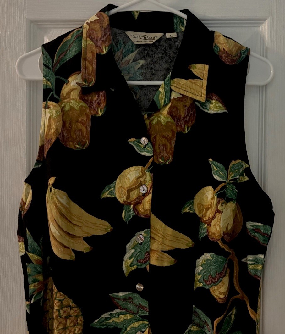 Tori Richard 100% Viscose Tropical Button Down Sleeveless Collar Shirt L