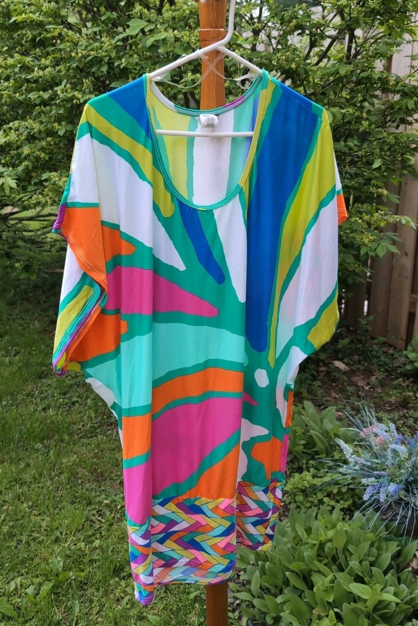Trina Turk Beach Cover-Up Size L Vibrant Colours Summer Vacation Large Tunic