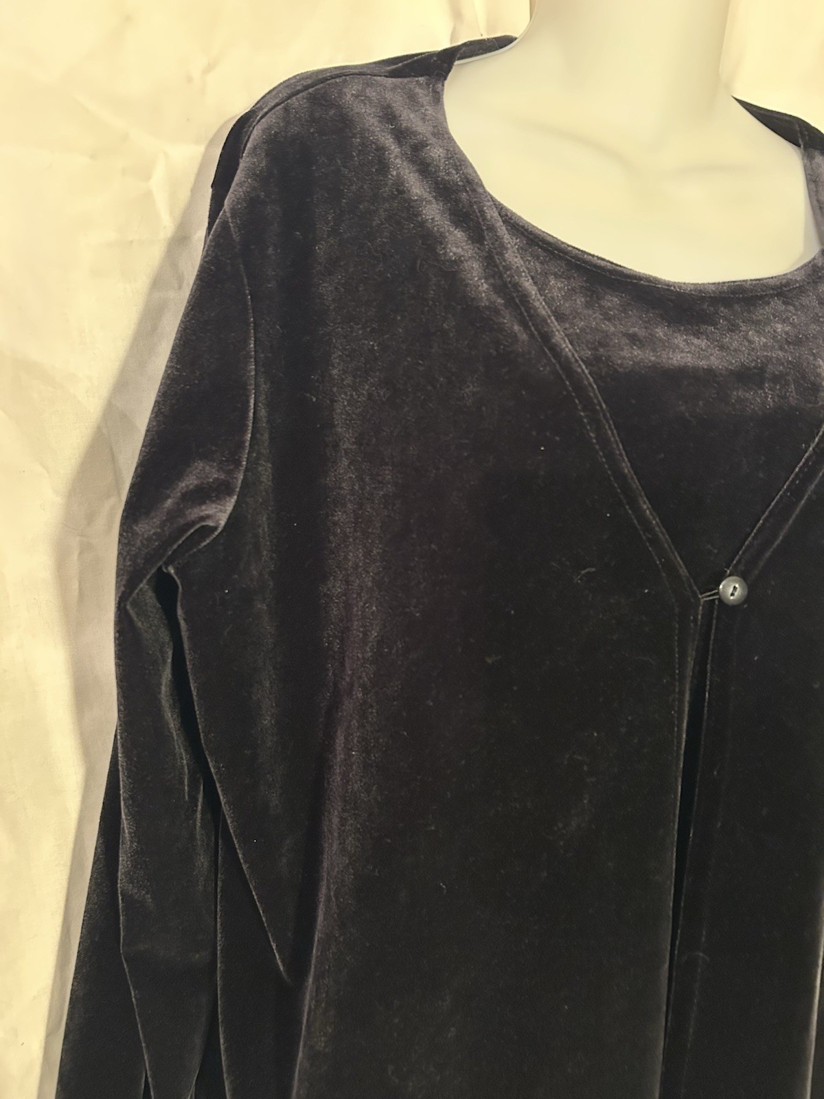 Jonden by Linda Leal Black Velvet Scoop Neck Long Sleeve Button Blouse L/XL
