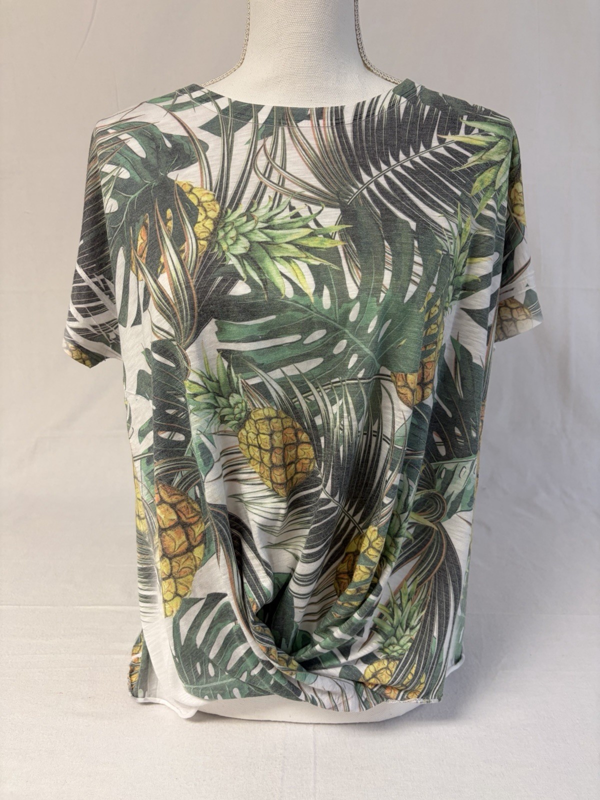 Tryst Women’s Top Blouse Small Floral Twist Front Short Sleeve Tropical Print