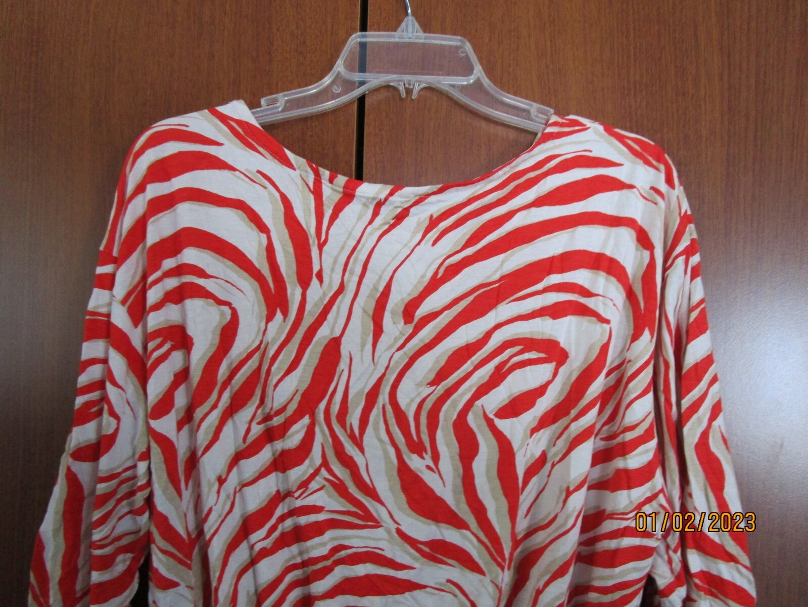 Loft Ann Taylor Tunic Top Sz Medium 100% Rayon Bust 46 Length 23 inches