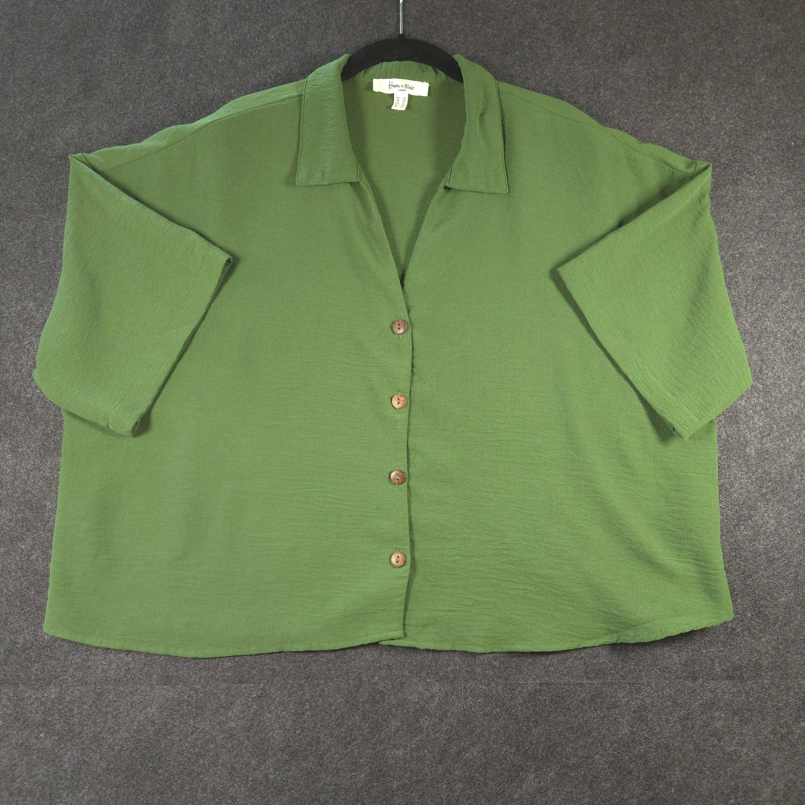 Haver Blair Femme Top Size 1X Plus Green Wooden Buttons Lightweight Casual