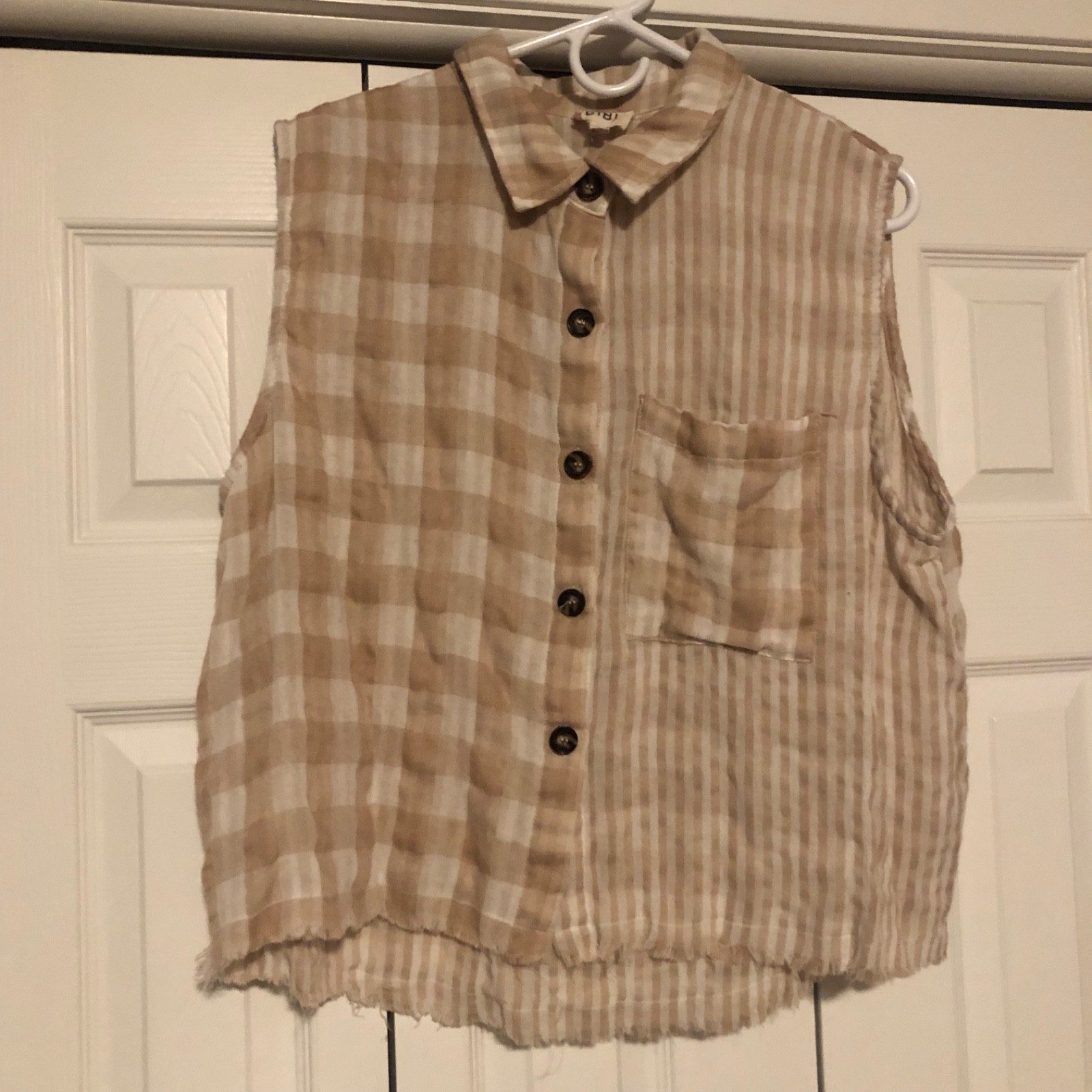 Bibi Plaid Sleeveless 100% Cotton Button Up Shirt Women’s Size XL Beach Boho