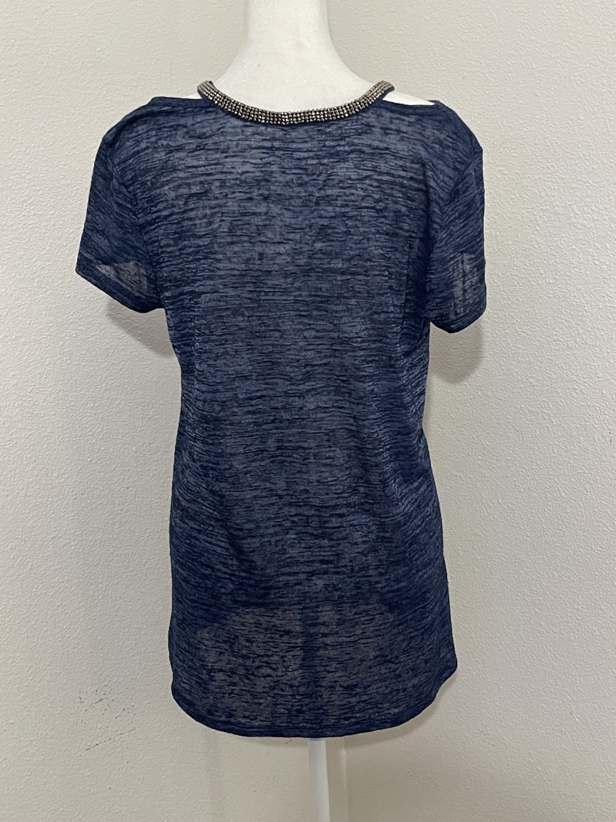 Juicy Couture Blue Beaded V-Neck T-Shirt Medium Embellished Heathered Knit Top
