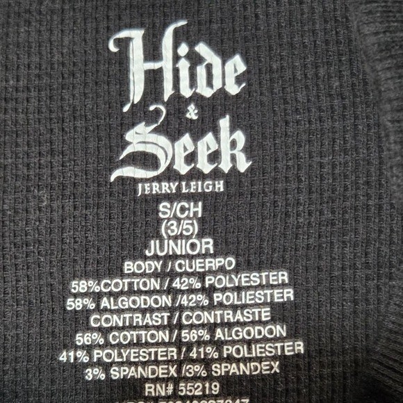Hide & Seek Jerry Leigh Peace Dove Rose Glitter Thermal Graphic Top Black S