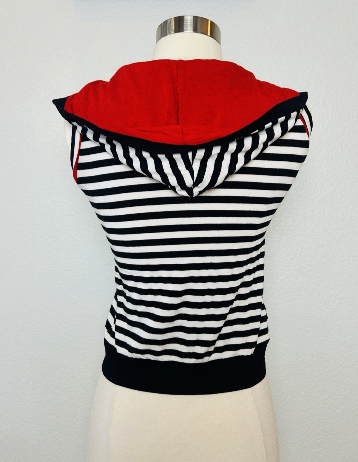 Gantana Paris Top Womens S White Red Black Striped Hooded Sleeveless Stretch