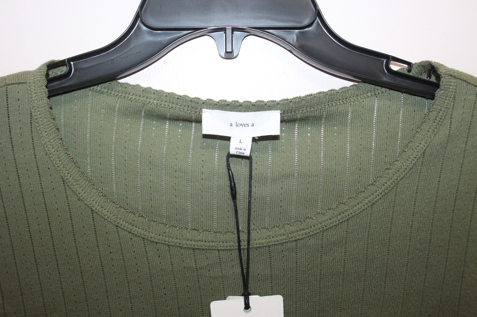 A LOVES A KNIT TOP 100% COTTON ROUND NECK PERFORATED SPRING MOSS GREEN SIZE L