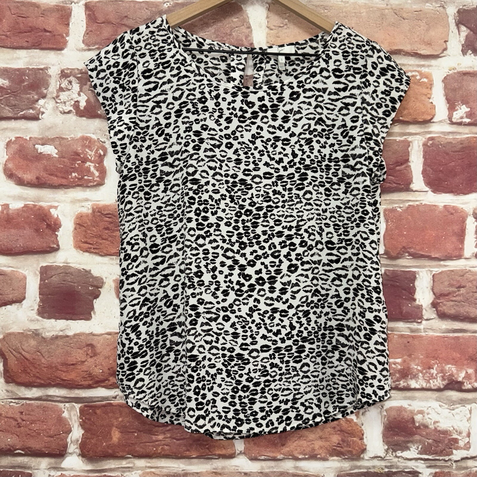 Joie Top Shirt Womens Small White Black Gray Abstract Silk Popover Blouse