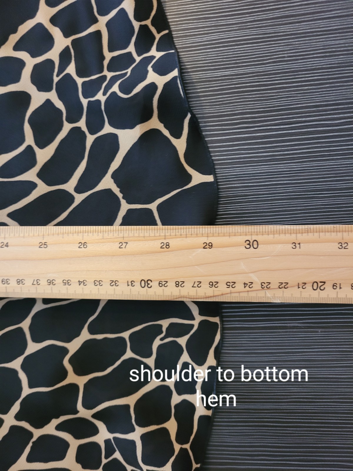 Espoir Sheer Animal Print Top, Ladies 24, Black & tan, Lined,Flutter sleeves,Vgc