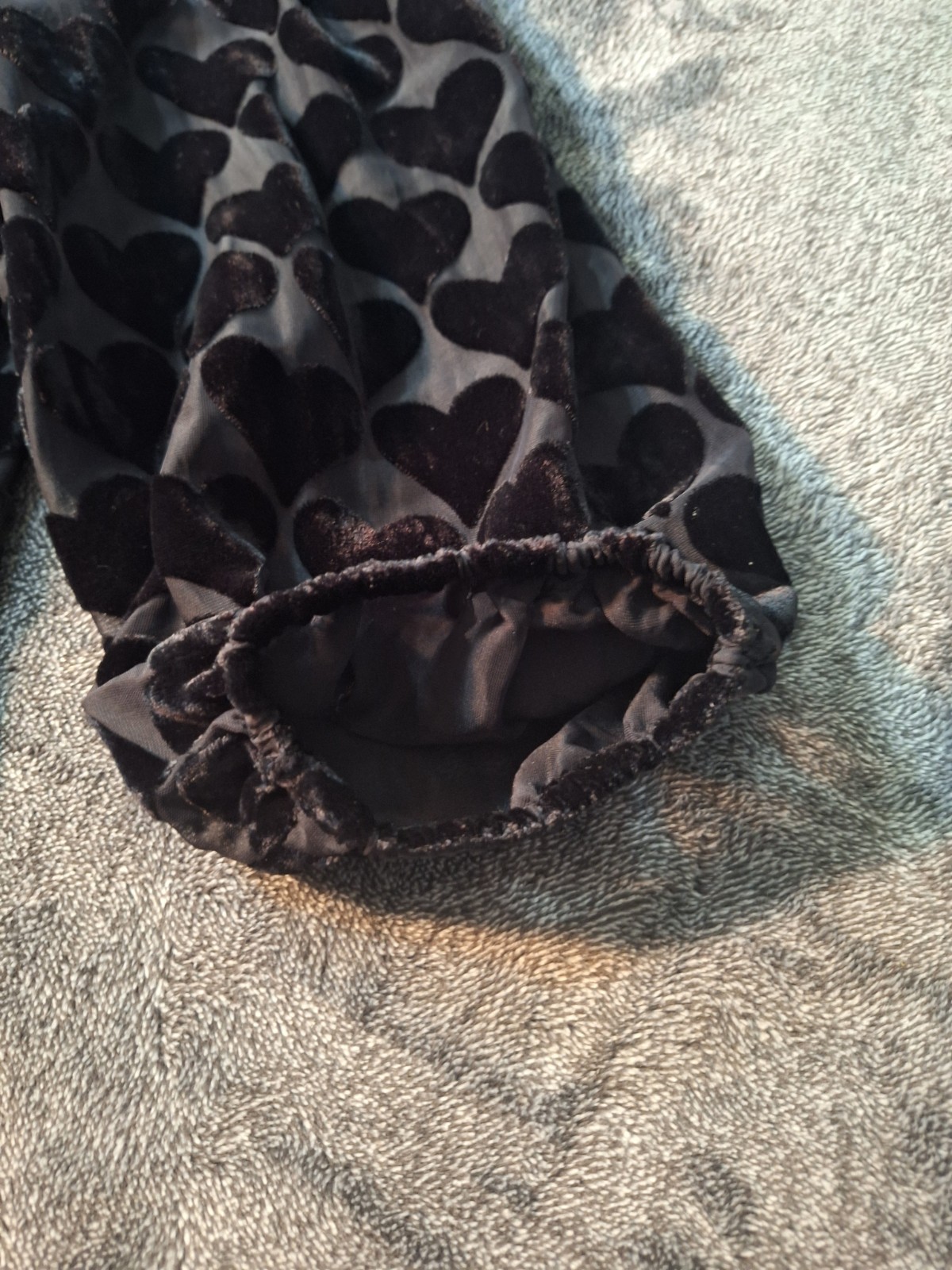 Talbots Velvet Burn Out Balloon Puff Sleeve Blouse Womens L Black Hearts Novelty