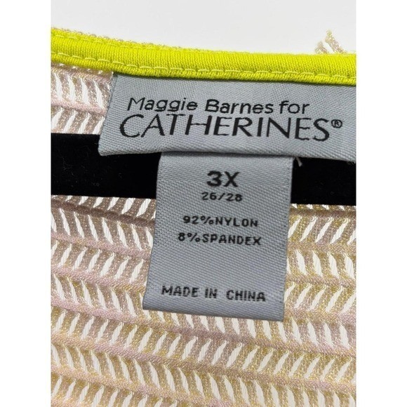 Maggie Barnes for Catherines Top, Floral Design, Nylon/Spandex Blend, Size 3X