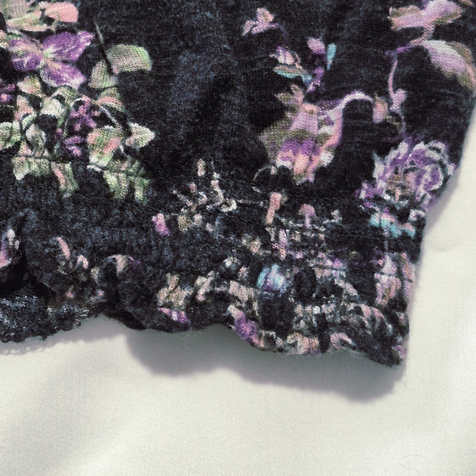 American Rag Cie Women’s Floral Blouse With Lace Neckline And Smocked Waist, XL