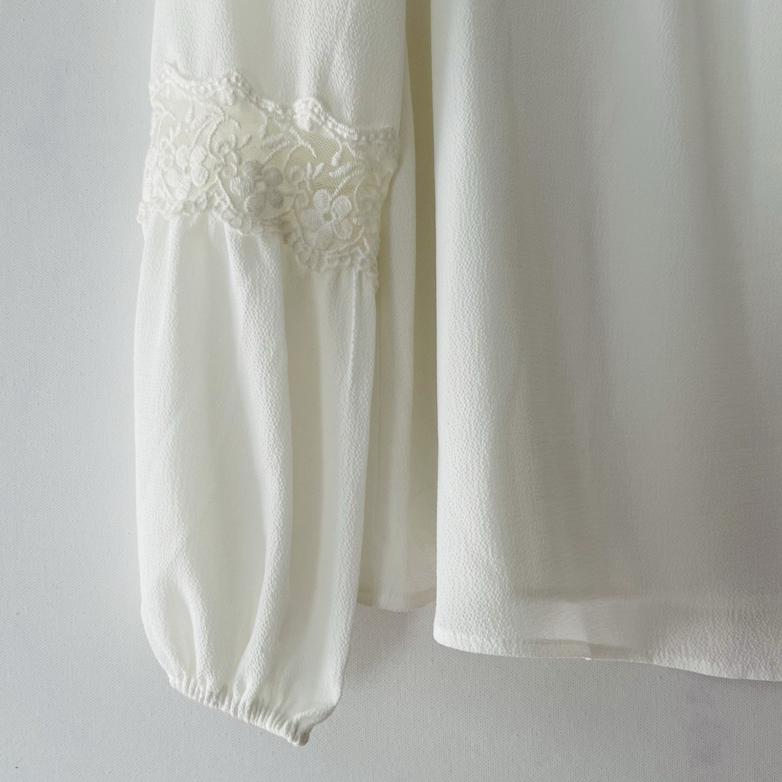 Cato Est 1946 Women’s Size Medium Ivory Tunic Top Career Office Semi Sheer Shirt