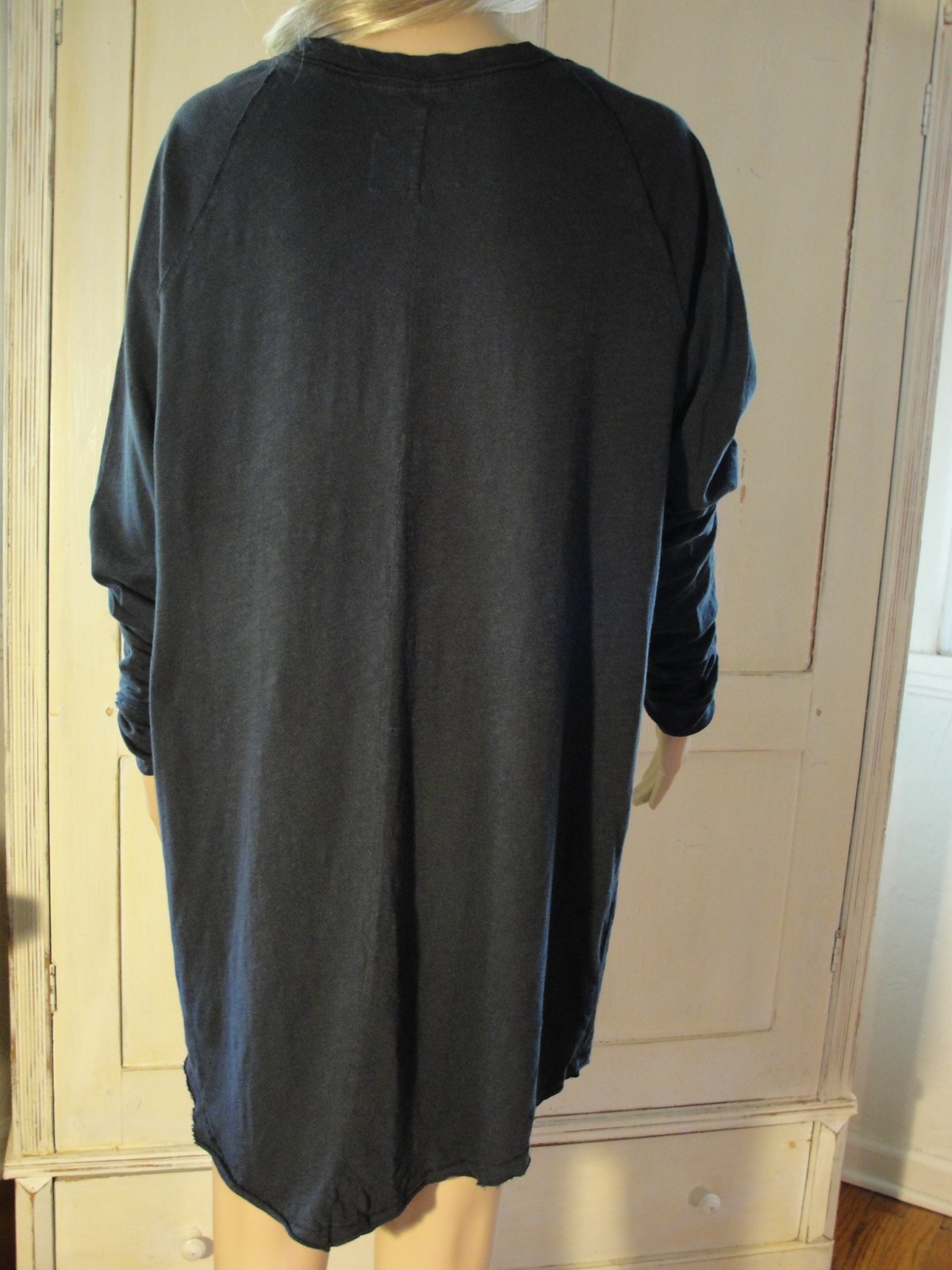 Free People We The Free Bohemian Tee Black Cotton Long Sleeve Thumbhole Sz Large