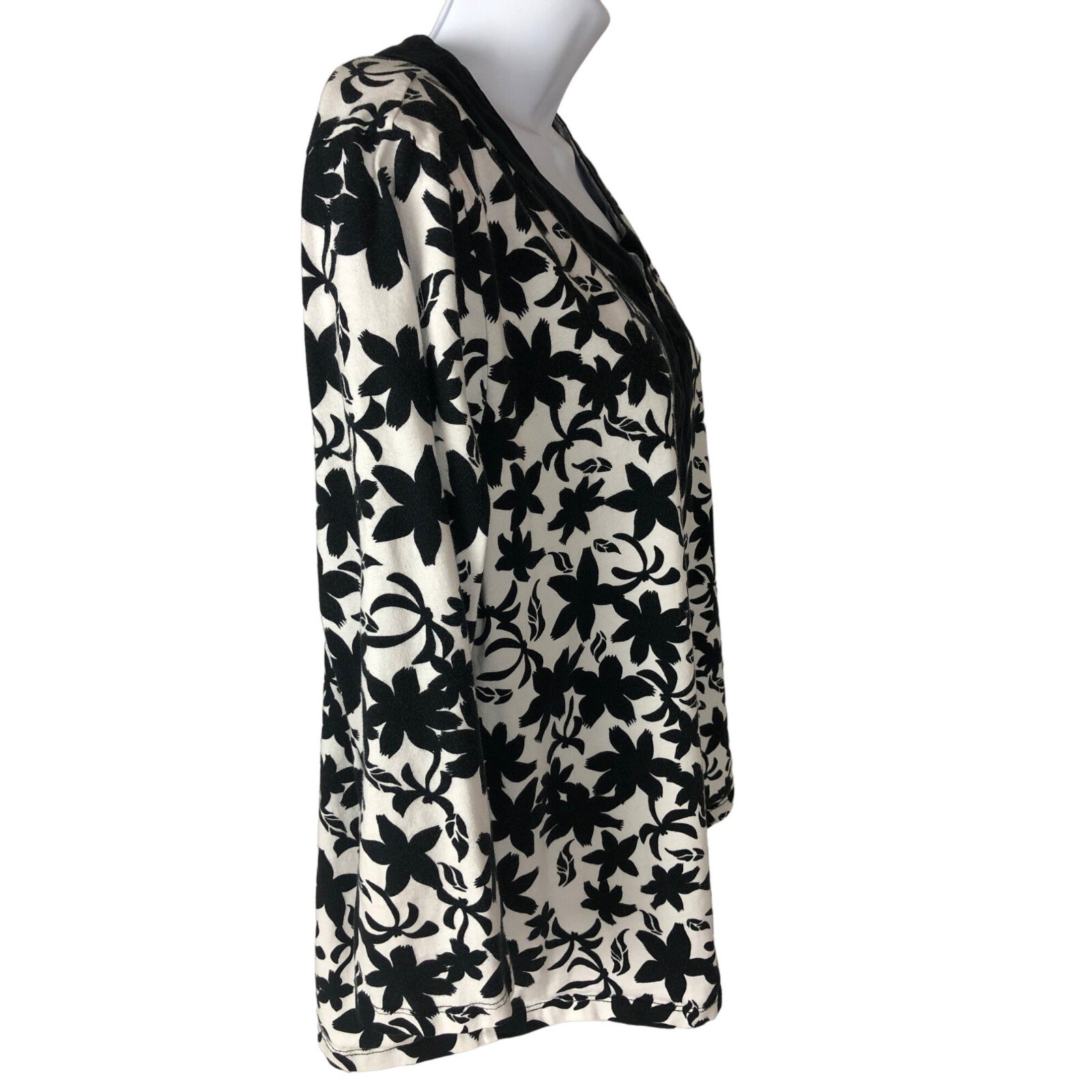 White Stags Top Women Size XL 16 to 18 Black White Floral Scoop Neck 3/4 Sleeves