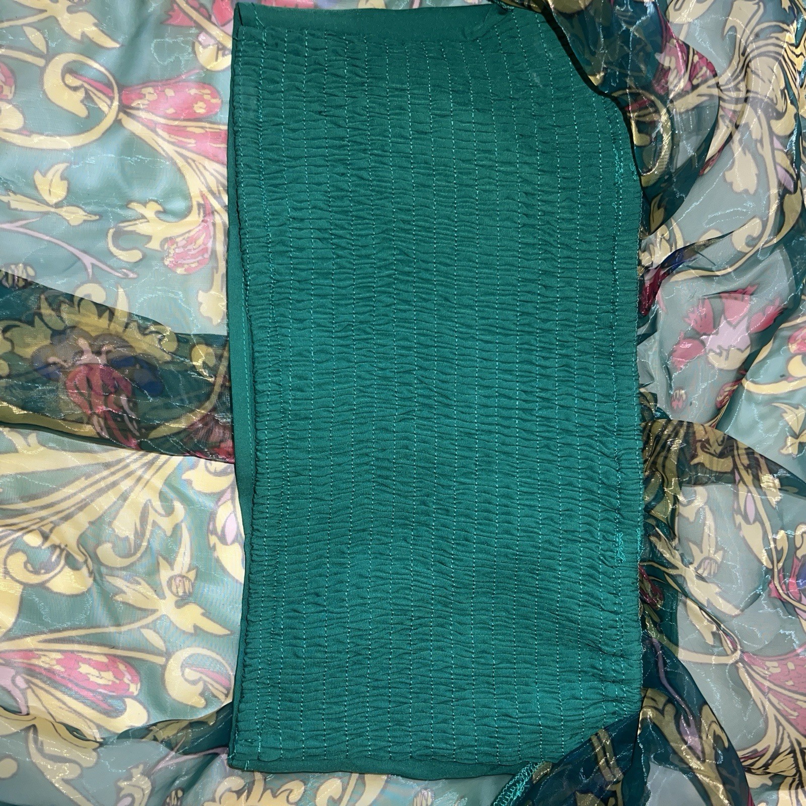 Off-Shoulder Print Smocked Crop Top with Elastic Flutter Sleeves – Green Bustier