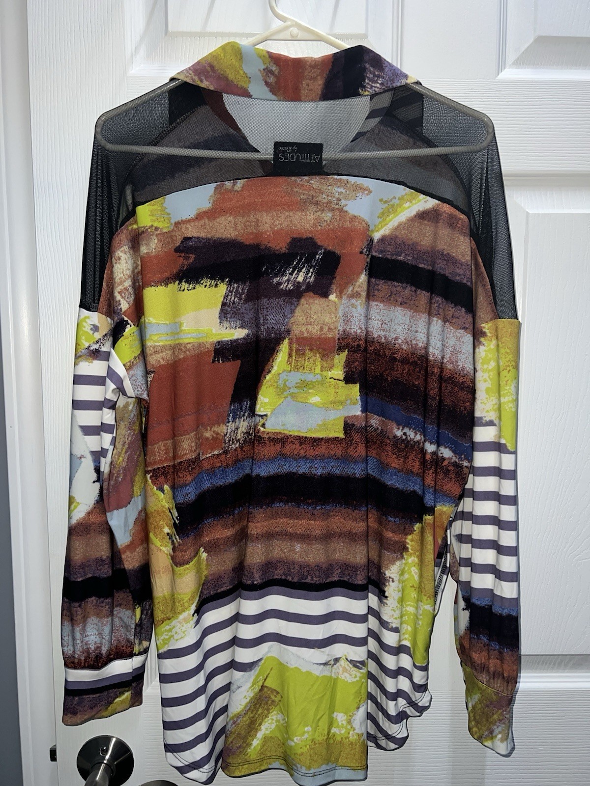 LOT OF 3 Attitudes by Renee Como Jersey Mesh Shoulder Printed Shirts Small