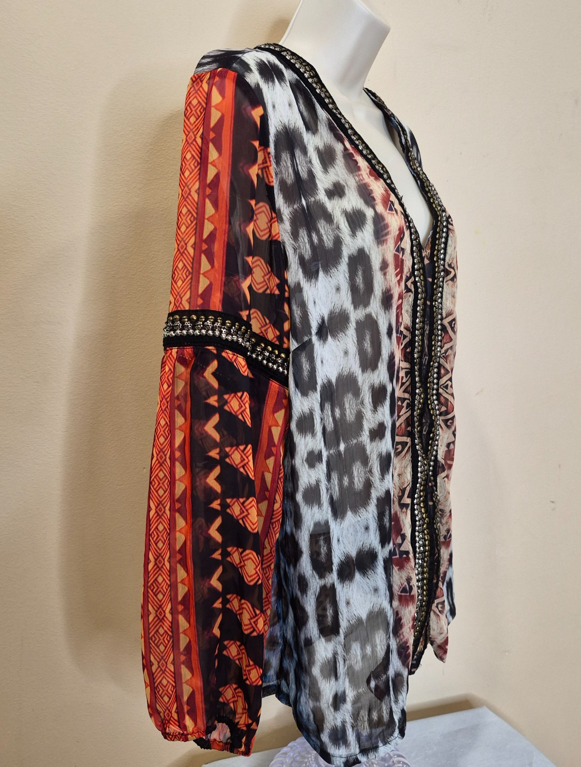 V Cristina Women’s XL Bohemian Leopard and Rust Print with Beaded Neck
