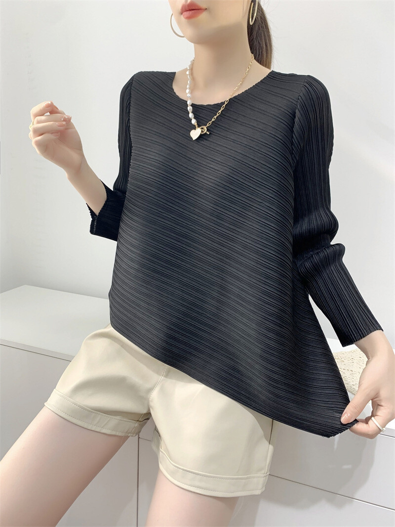 Brand New Pleated Fabric Casual Top with Irregular Round Neck Pleats Top