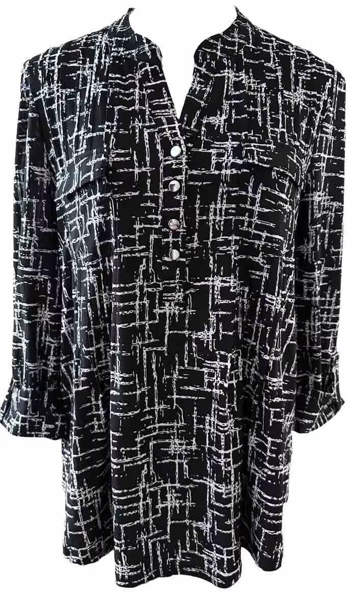 COCOMO 1X Black White Plus Size 3/4 sleeve women’s Pintuck Blouse Tunic shirt