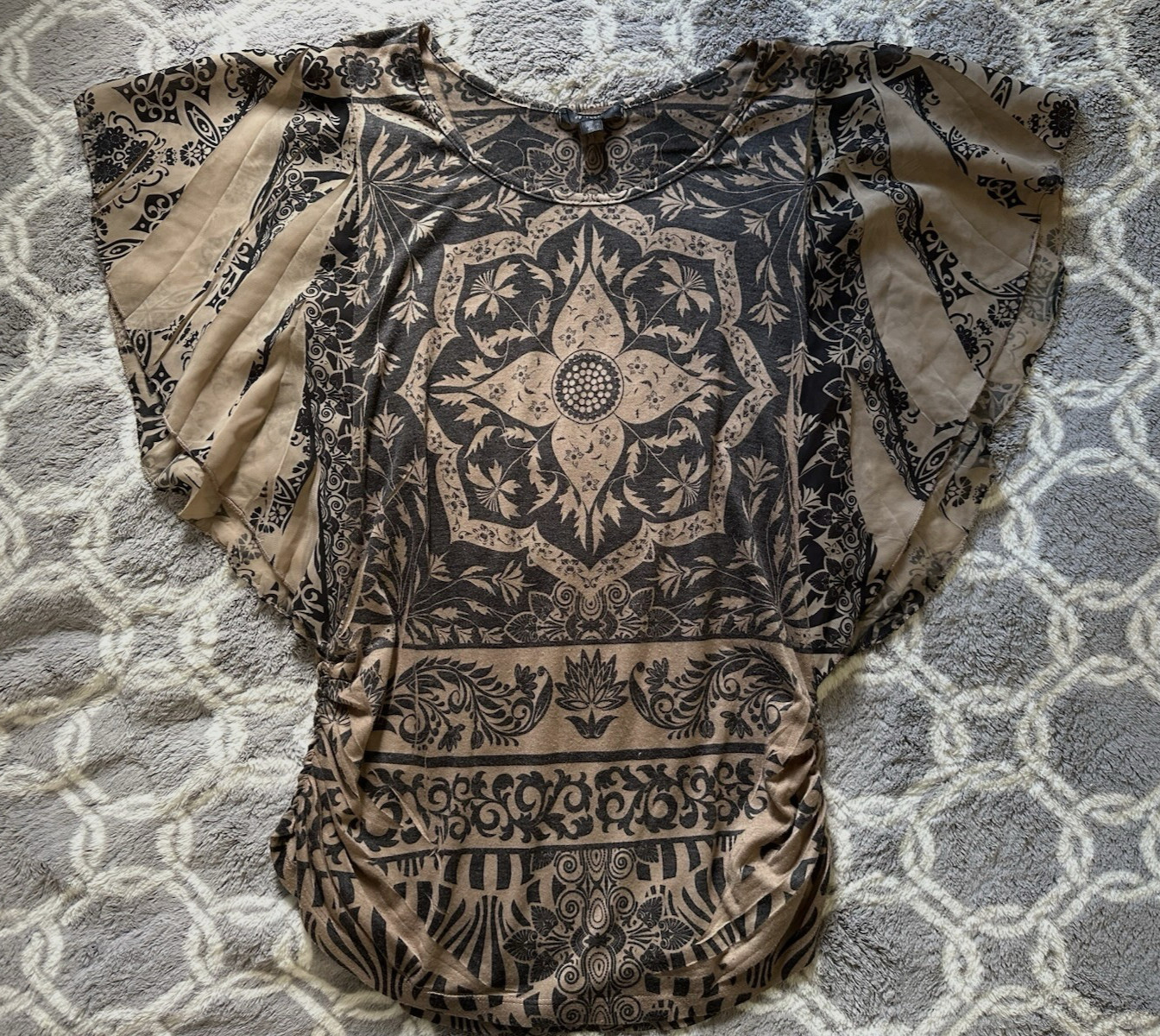 ESPRESSO Taupe & Black Paisley Blouse Women’s L Scoop Neck Flutter Sleeve