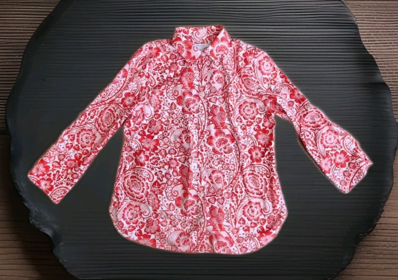 Chico’s Red/White “Paisley & Floral” Top Blouse – Size 0.5 (6)