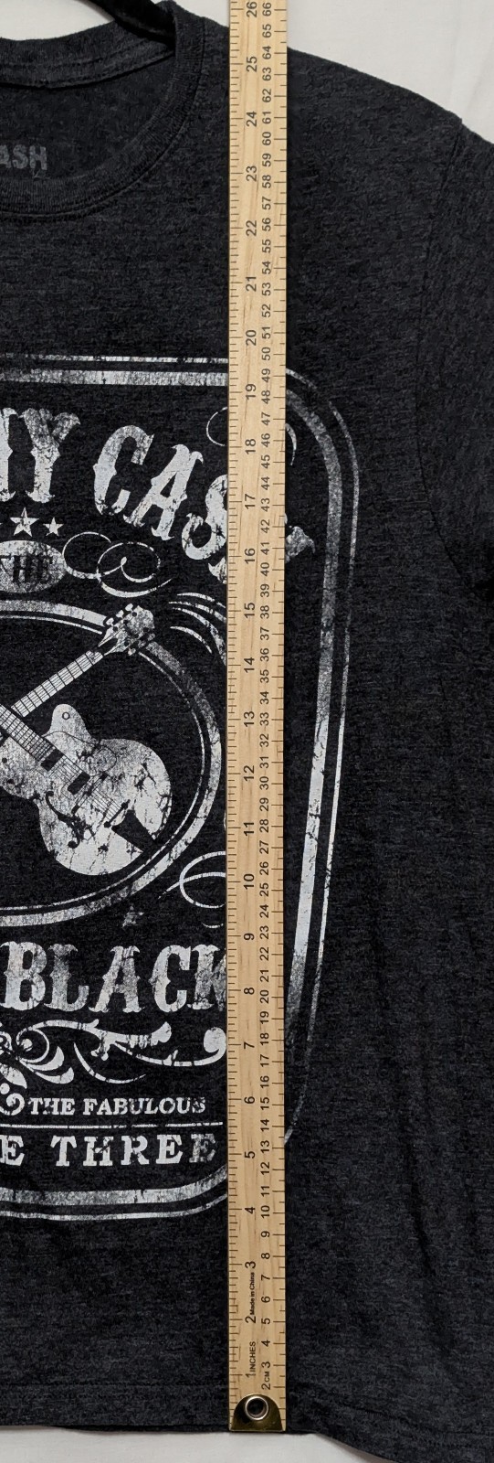 Johnny Cash Man In Black Medium Gray Women’s Band Tee Shirt 17.5″ W X 25.5″ L