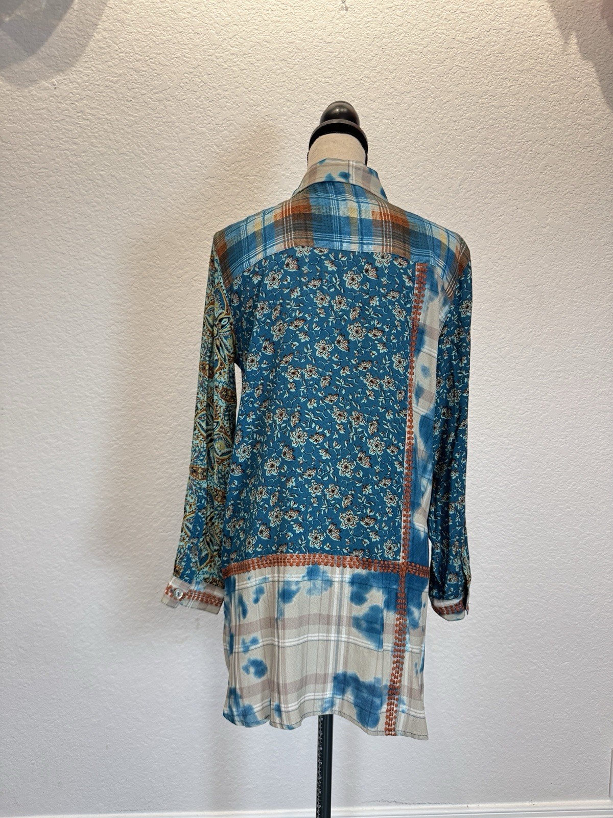 John Mark Size S Tunic Floral Multicolor Roll-Tab Sleeve Plaid NWT $129