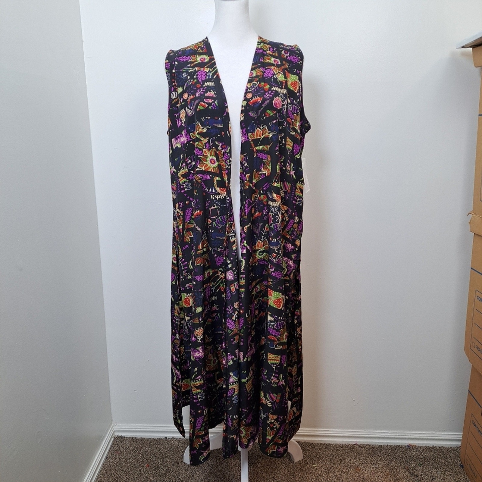 NEW Lularoe Black Multicolor Floral Artsy Boho Eclectic Sleeveless Duster Sz M