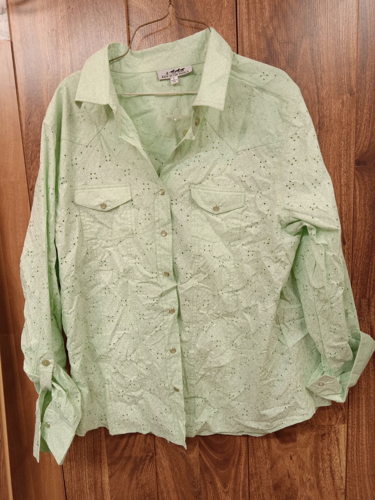 NWT Back in the Saddle Shirt Womens L Green Pearl Snap Western Cowgirl Roll Up